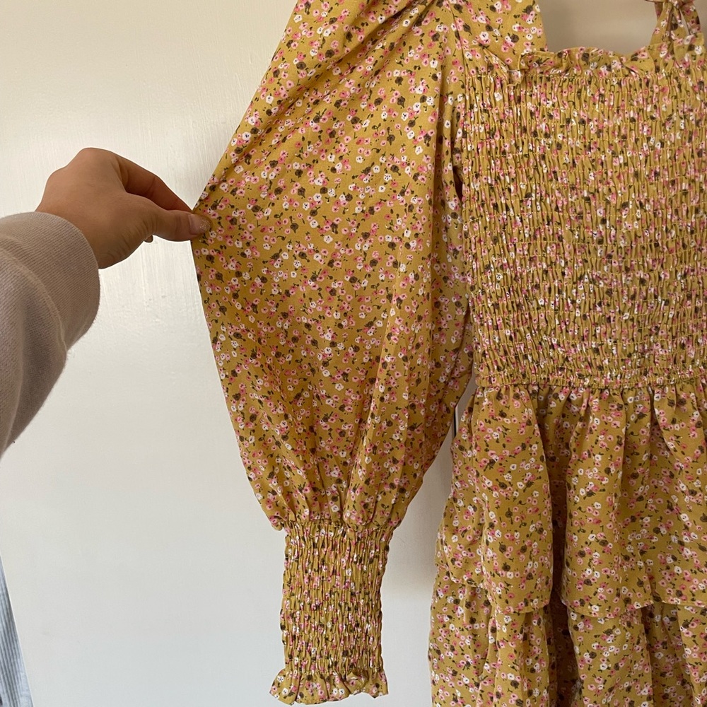 Byinns NWT Smocked Ruffle Mini Dress - Puff Sleeve Ruched Bodice - Picture 2 of 5